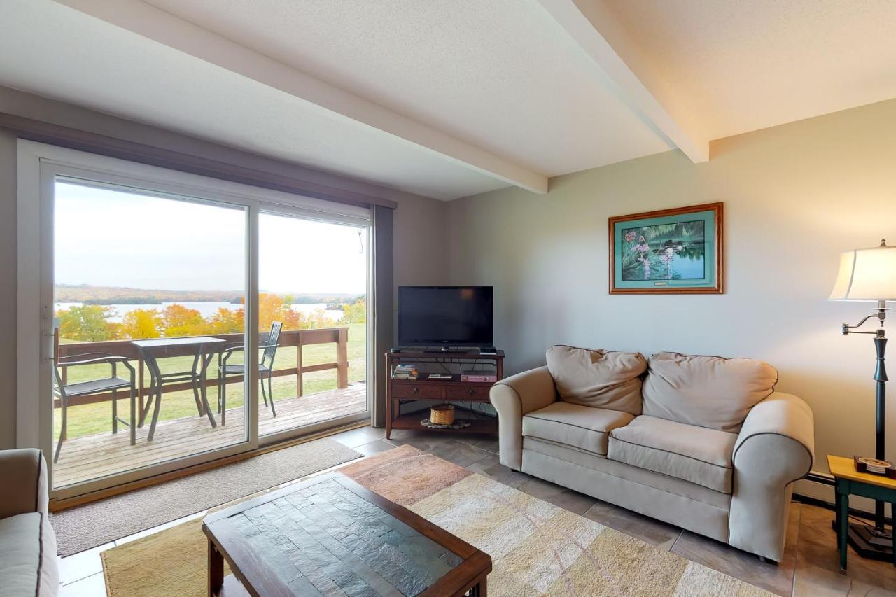 Squaw Village Condo Greenville Room photo